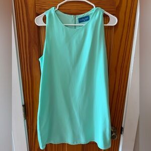 Women’s Beautiful Mint Green Dress Size Medium